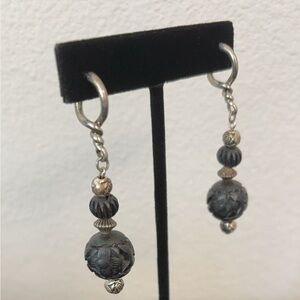 NWT Silver & Black Handmade Twist Earrings with Rose Design